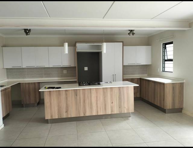 3 BEDROOM PROPERTY TO RENT IN LOUWLARDIA